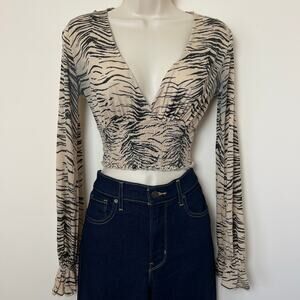 Urban Outfitters Zebra Print Long Sleeve Shirred Crop Top XS Low V Neckline